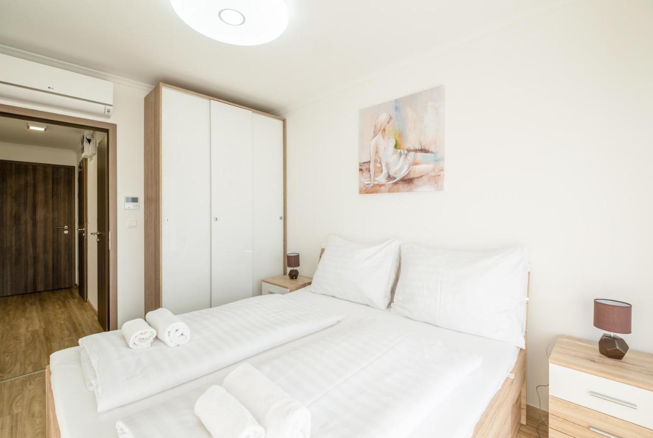 MF Top Panorama Apartment - Cirkáló 709 Siófok Exterior foto